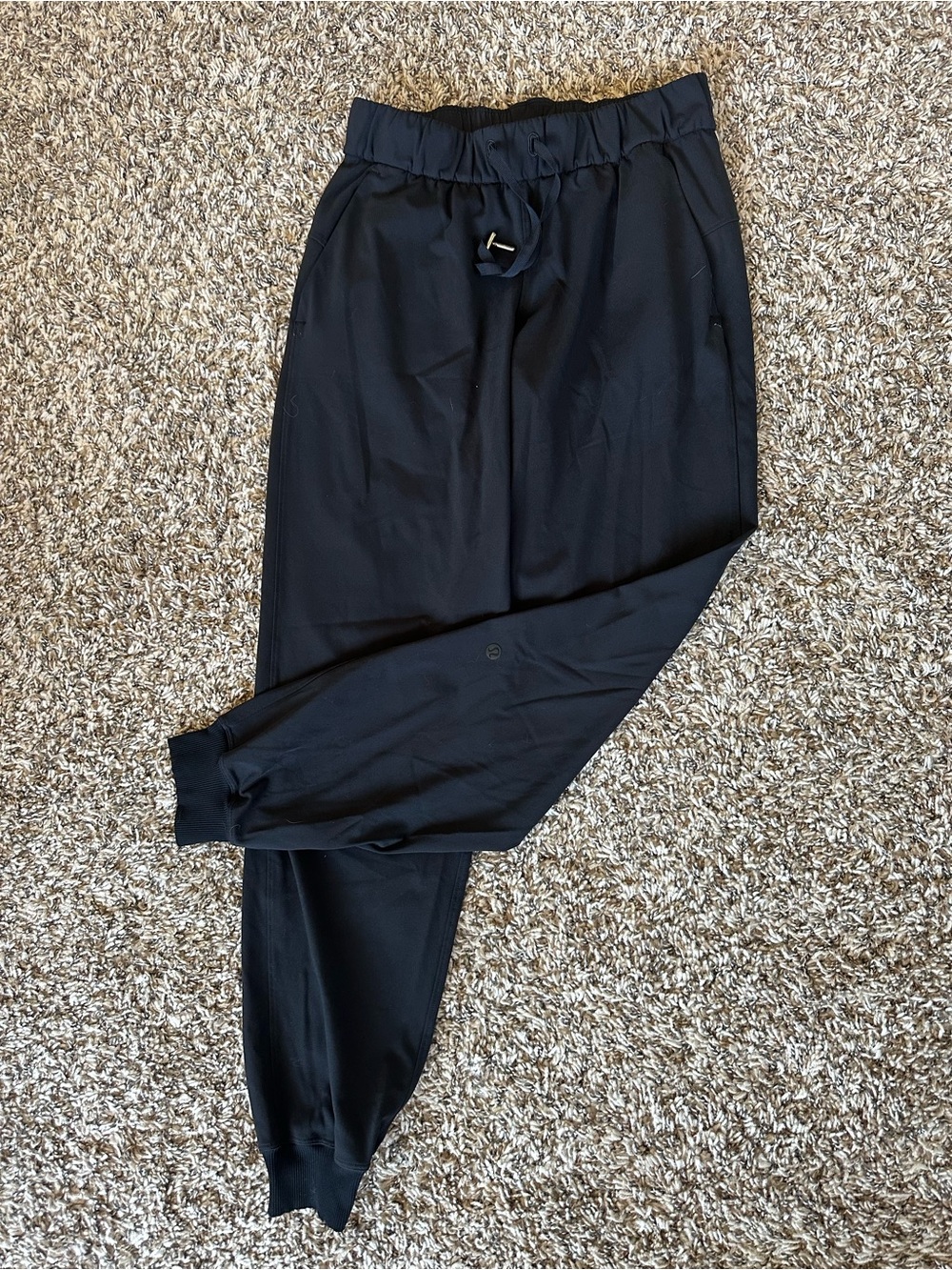 Lululemon black pants